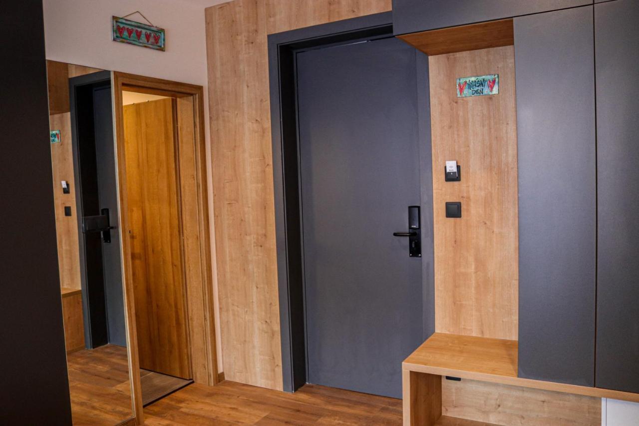 Apartman Nisa - Ovruc Штрбске-Плесо Экстерьер фото